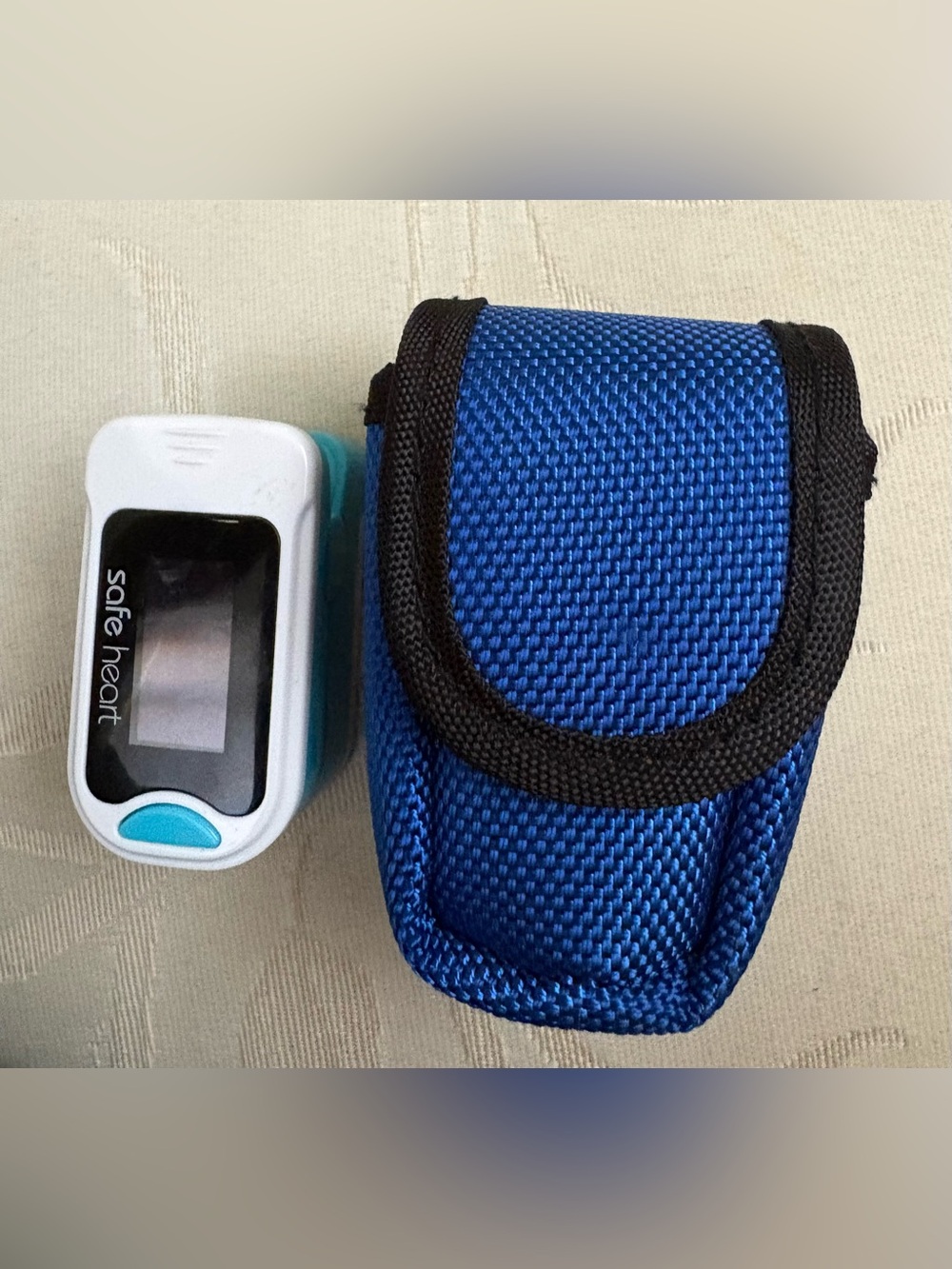 Safe Heart USA Finger Pulse Oximeter with Case